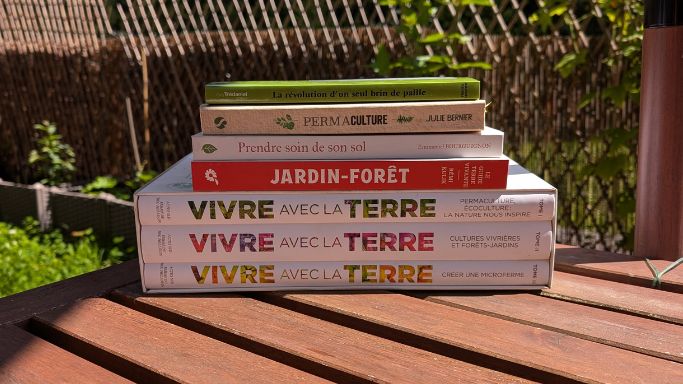 Sélection de 5 livres de permaculture pour débuter et nourrir un projet de jardin-forêt